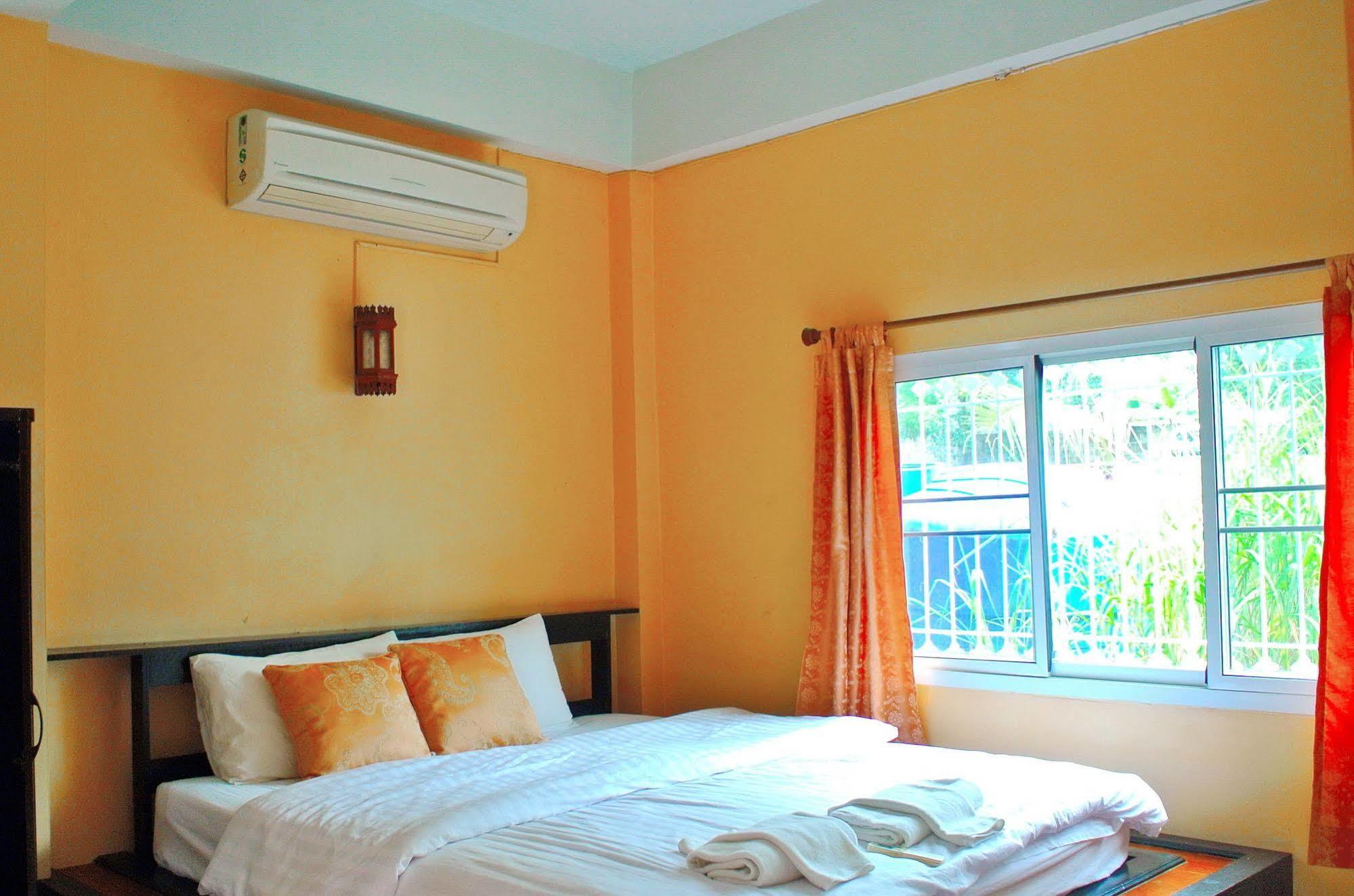 Sarin Guesthouse Ko Tao Exterior photo