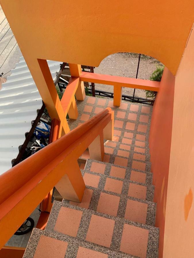 Sarin Guesthouse Ko Tao Exterior photo