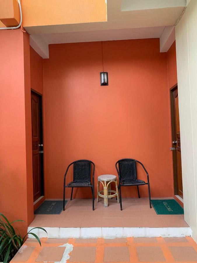 Sarin Guesthouse Ko Tao Exterior photo