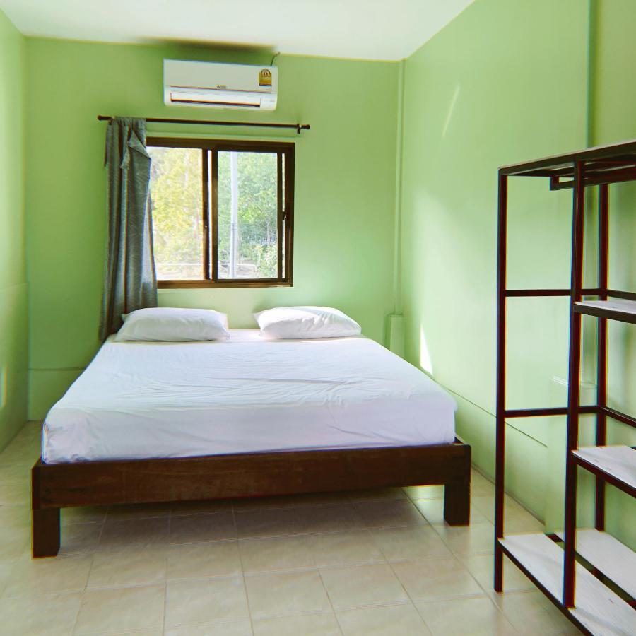 Sarin Guesthouse Ko Tao Exterior photo