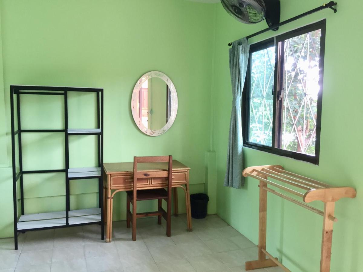 Sarin Guesthouse Ko Tao Exterior photo