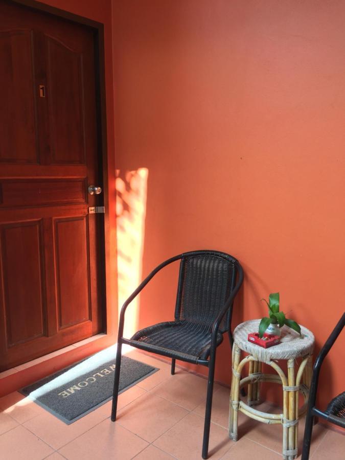 Sarin Guesthouse Ko Tao Exterior photo